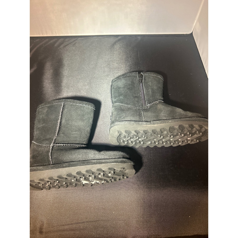 Bearpaw Black‎ Suede Boots Side Zip Kids Size 8